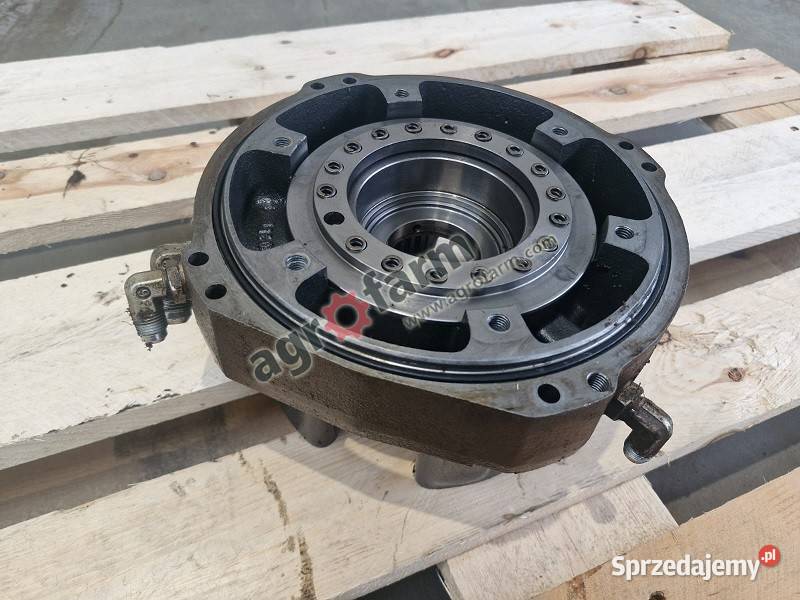 Kosz przyspieszacza Valtra C90 M120 T130 XM130 sprzedam