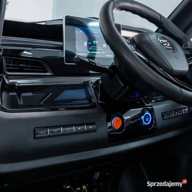 Czterokołowiec skuter elektryczny z dachem MICRO Tarnów sprzedam