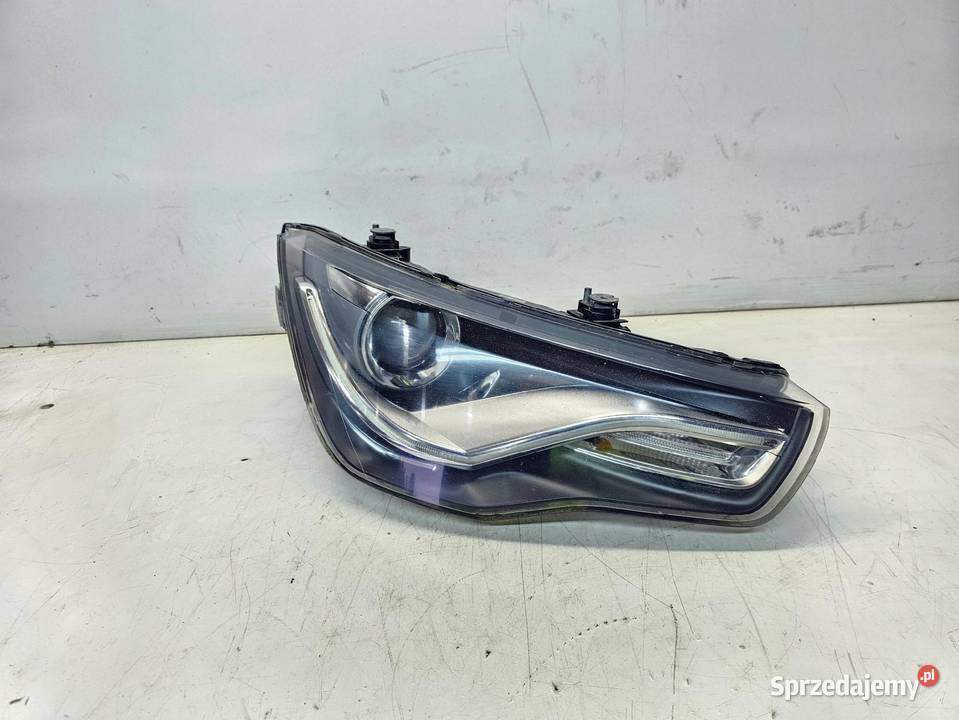 REFLEKTOR BI XENON PRAWY PRZÓD AUDI A1 8X śląskie Przystajń
