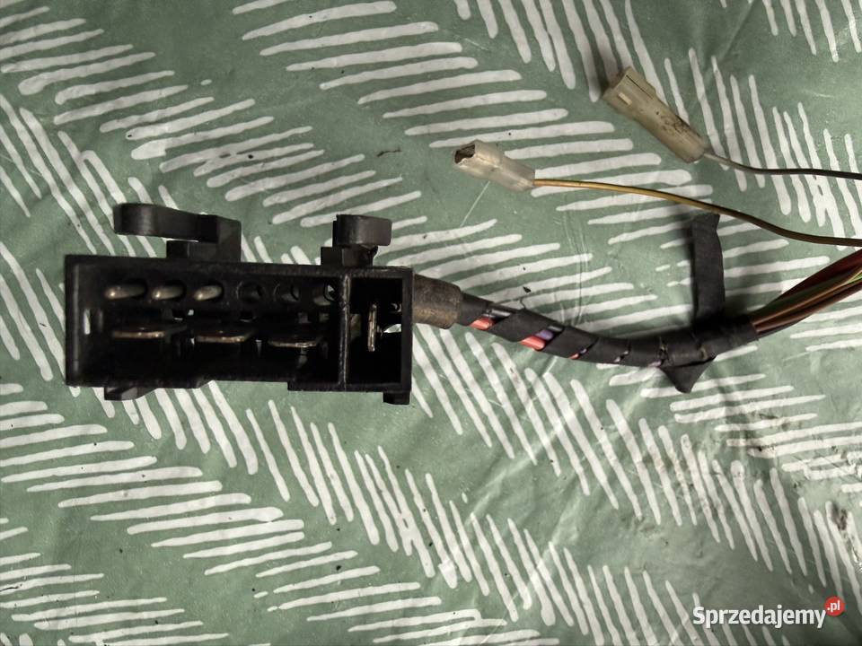 Kostka stacyjki BMW e28 OE1377064 osobowe Motoryzacja Mszana
