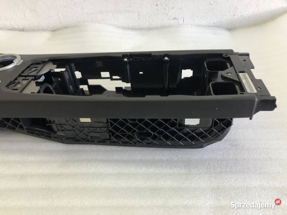 TUNEL ŚRODKOWY CUPHOLDER 7152857 BMW E65 LIFT wielkopolskie