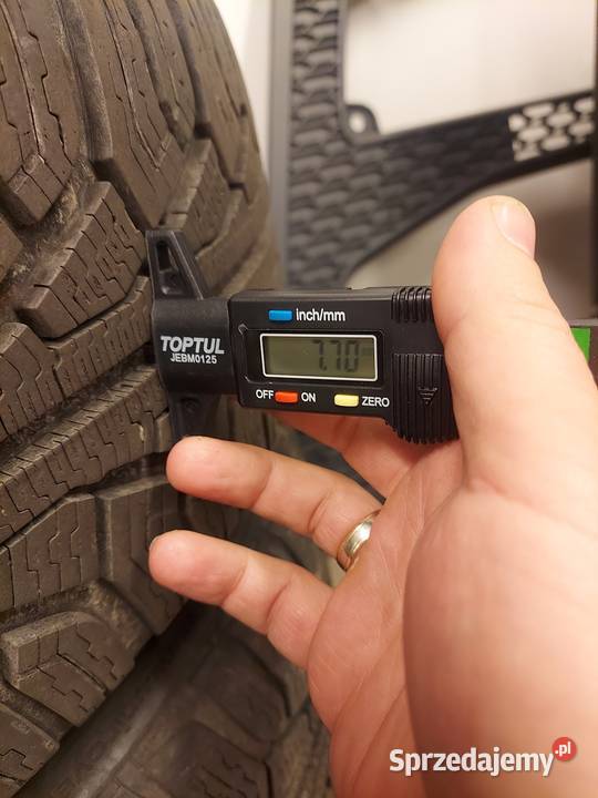 KPL opon zimowych 20550r17 UNIROYAL Będzin