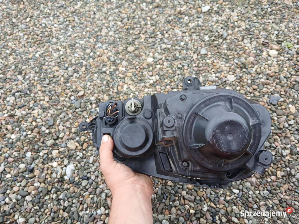 LAMPA LEWA PRZÓD REFLEKTOR GOLF V JETTA V EU MKV Radłów