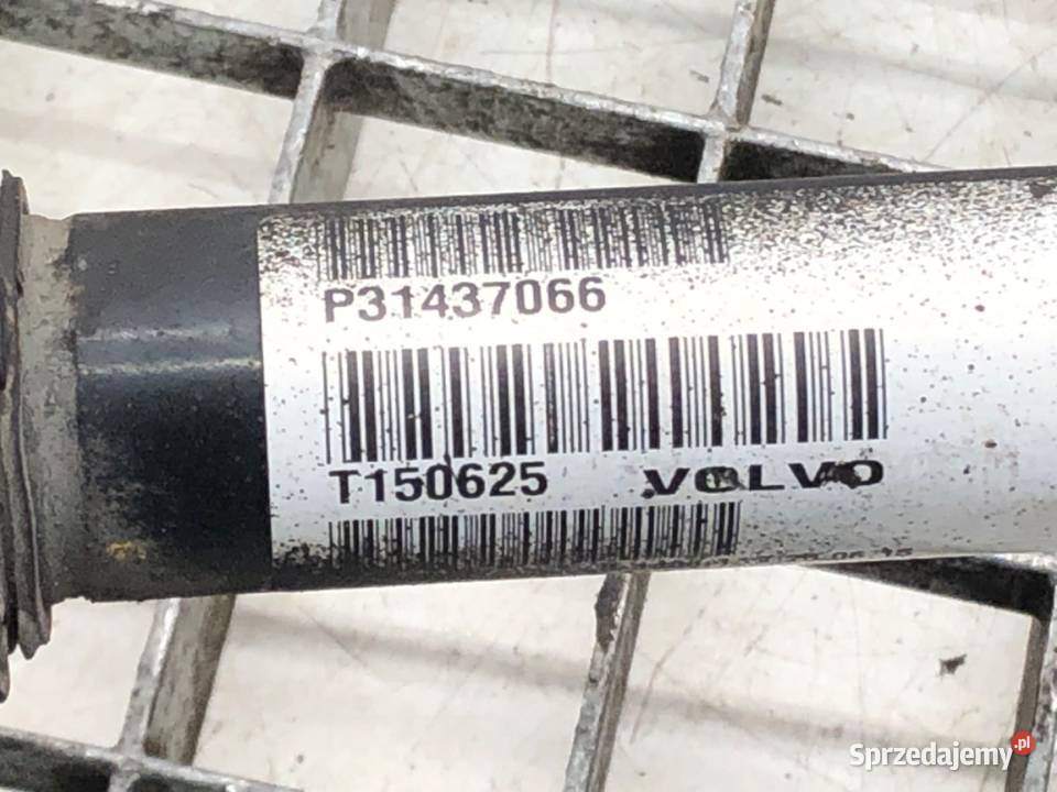 PÓŁOŚ PRAWY PRZÓD VOLVO V40 31437066 20 120