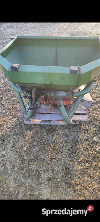 Rozsiewacz Amazone f 1004 R Nawożenie