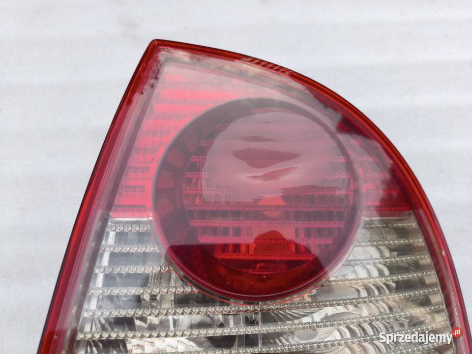 Lampa Prawy Tył Tylna Prawa VW Passat B5 Sedan osobowe mazowieckie Wyszków