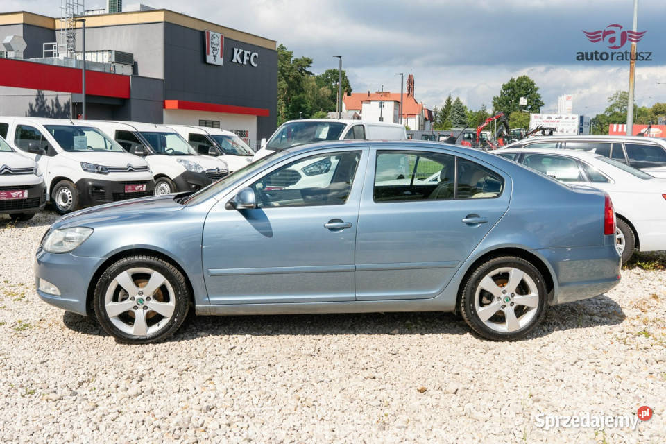 koda Octavia Salon Polska 11Lat w Jednych Warszawa