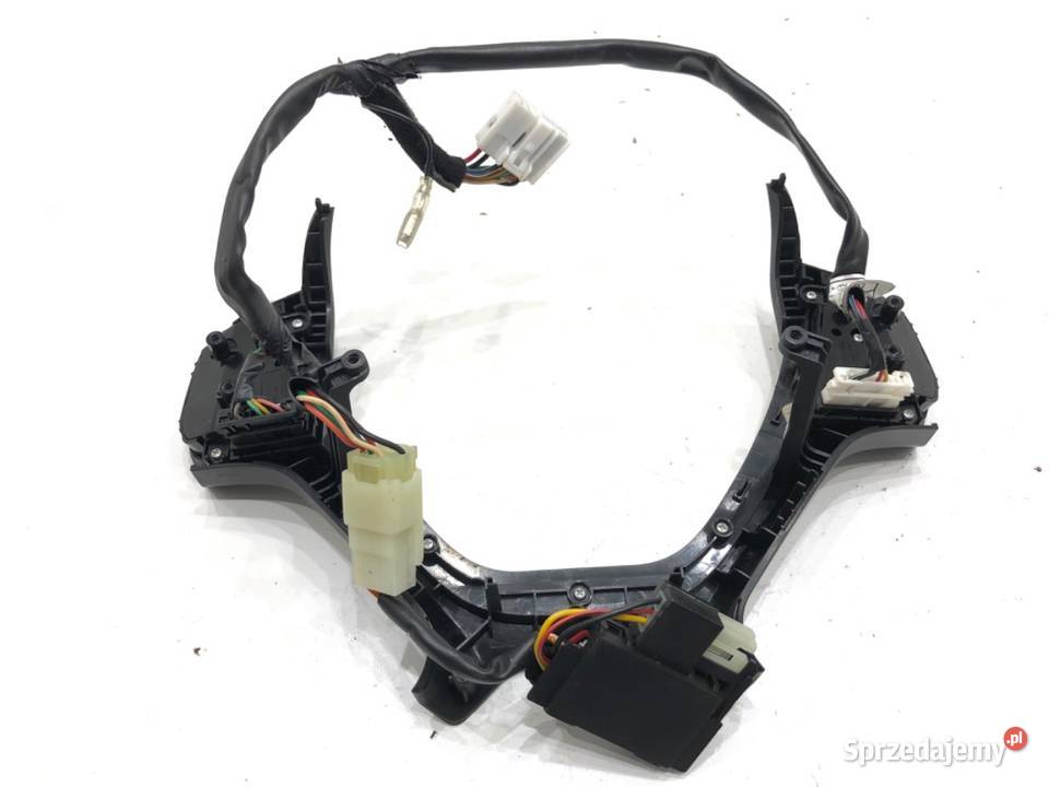 PRZEŁĄCZNIKI KIEROWNICY HYUNDAI i20 II osobowe