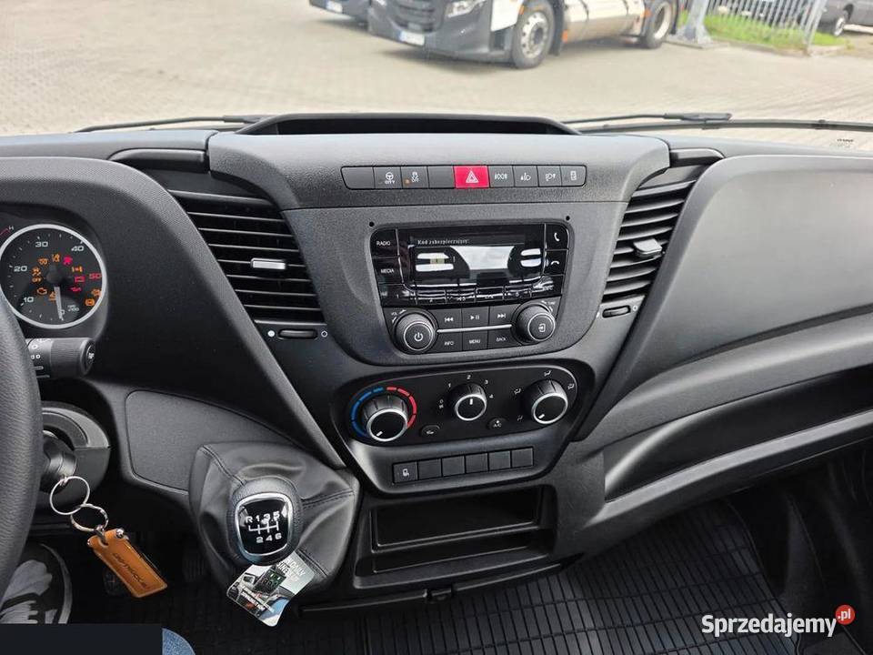 Iveco DAILY 50C16 30d 160 2025r fabrycznie nowy mazowieckie Warszawa