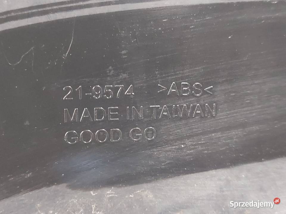 VW PASSAT CC LIFT 15r zderzak przód 3C8807221F Kielce