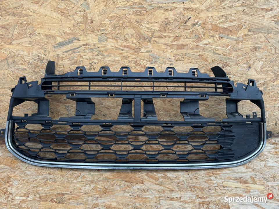 Środkowa kratka zderzaka przód citroen c4 grand Międzychód sprzedam