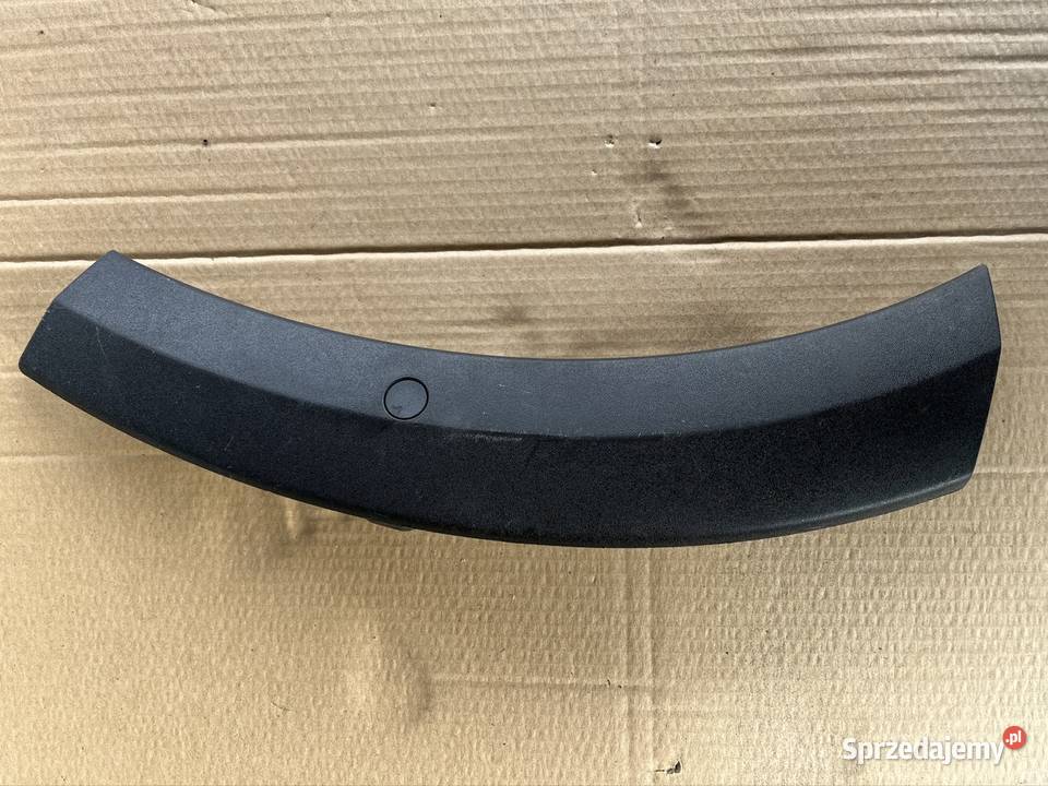 VOLVO V60 II CROSS NAKŁADKA LISTWA ZDERZAK PRAWA osobowe Międzychód sprzedam