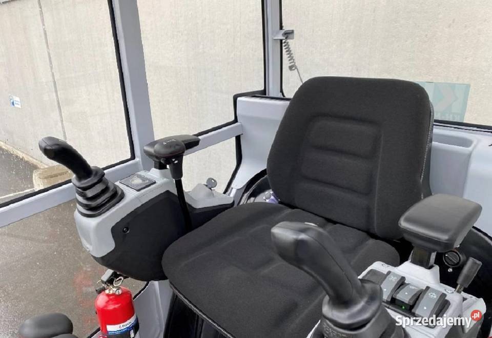 Wacker Neuson ET16 MINIKOPARKA 16 t z NISKIMI Łodzia sprzedam