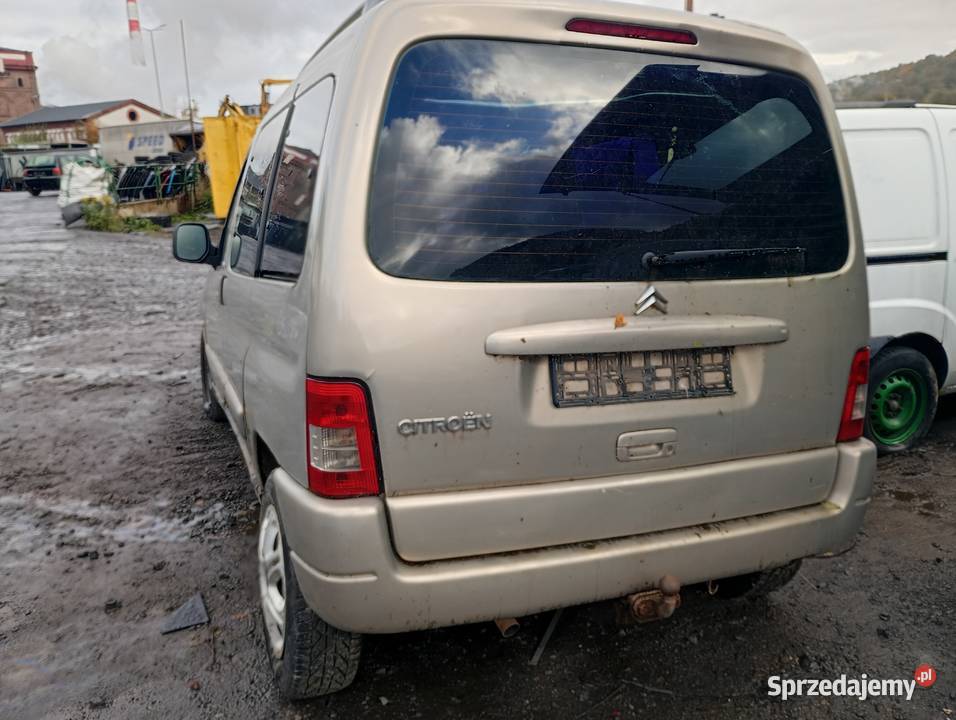Citroen Berlingo lift 16 HDI klapa tylna części Wałbrzych sprzedam