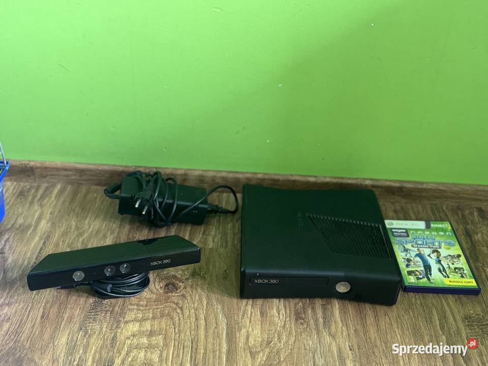 Konsola XBOX 360 z płytą kinekt sports świętokrzyskie Kielce