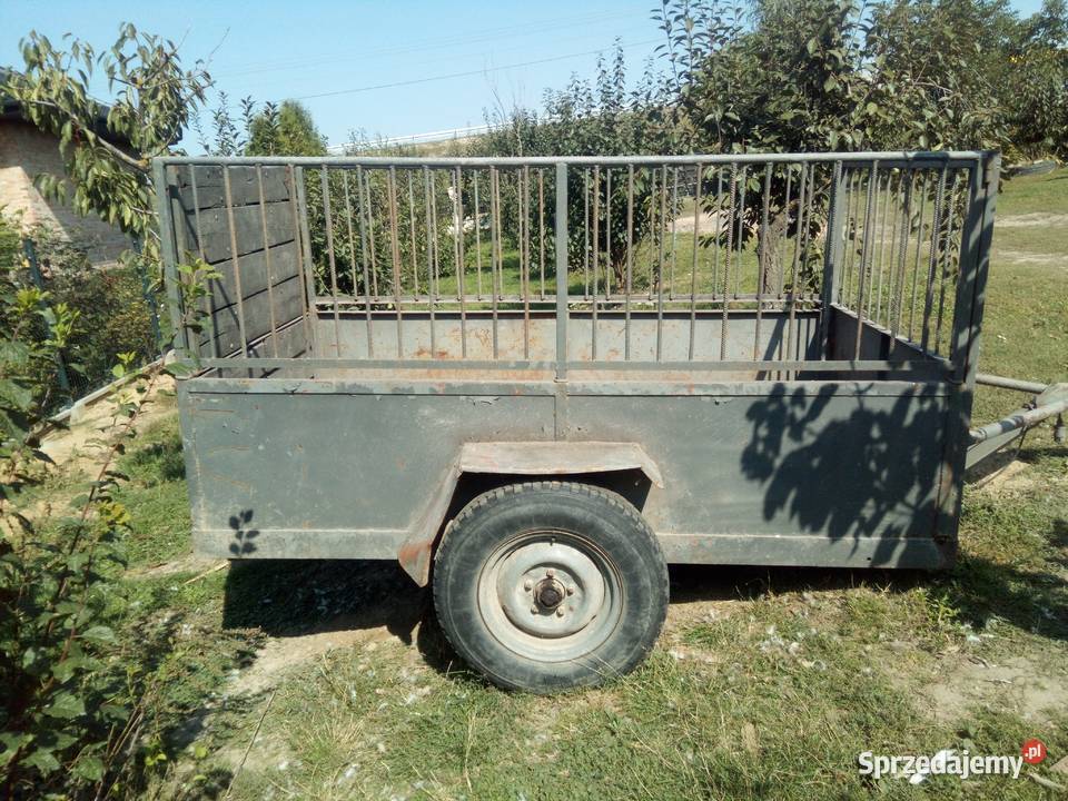 Przyczepka do przewozu zwierząt Przyczepy rolnicze Przyczepy rolnicze Brzoza sprzedam