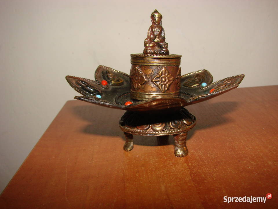 orientalna miedziana podstawka na kadzidełka sprzedam