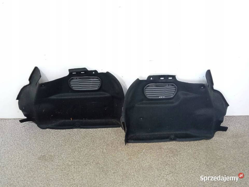 TAPICERKA BOCZEK PRAWY LEWY BAGAŻNIKA KPL