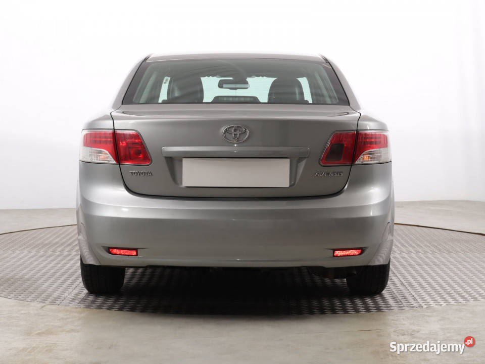 Toyota Avensis 18 Valvematic światła przeciwmgielne Katowice