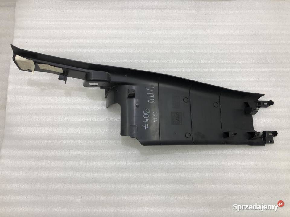 OSŁONA POSZYCIE SŁUPKA MERCEDES VITO A6396925200