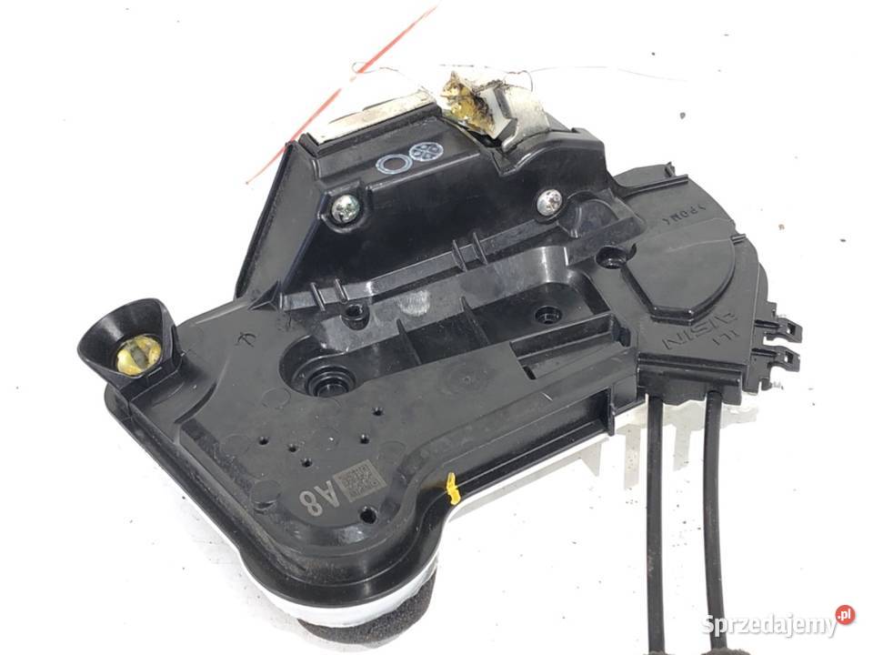 ZAMEK DRZWI LEWY PRZÓD TOYOTA COROLLA E21 Kombi