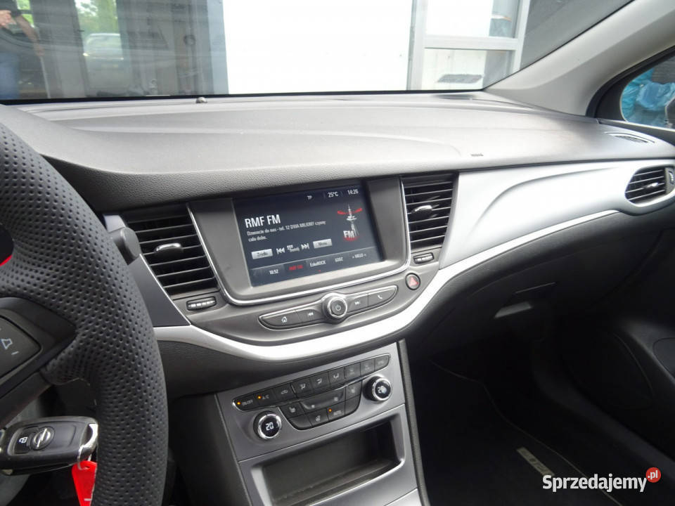 Opel Astra 14 125 Edycja 120 lat OplaKrajowy ogranicznik prędkości