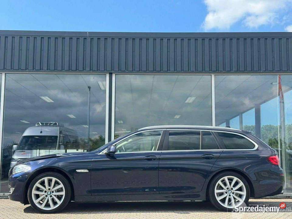BMW 528i Turing High Exclusive Kombi Pruszków