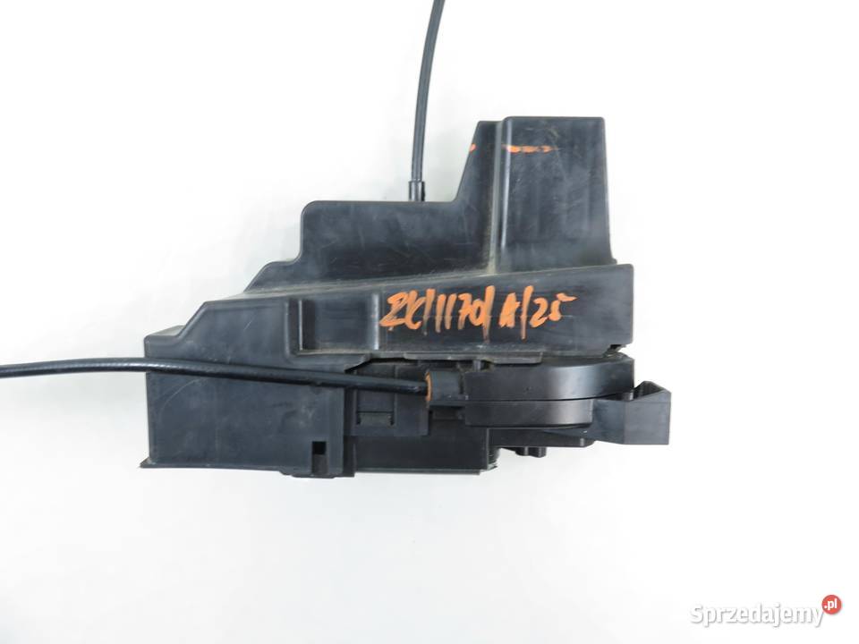 ZAMEK PRAWY PRZEDNI OPEL MOVANO B 6 PIN