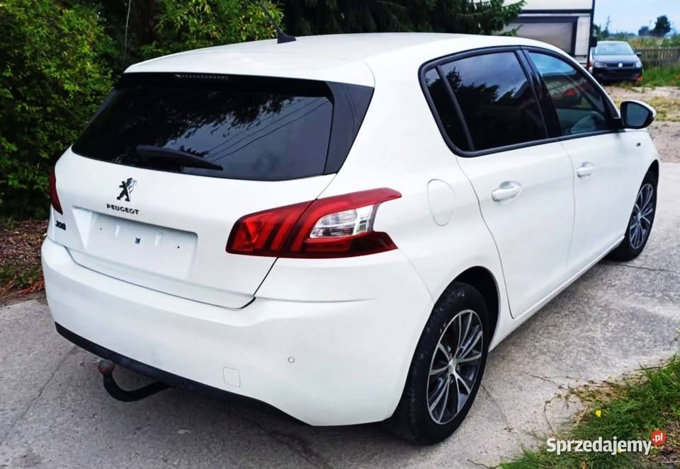 Peugeot 308 12 benzyna 110
