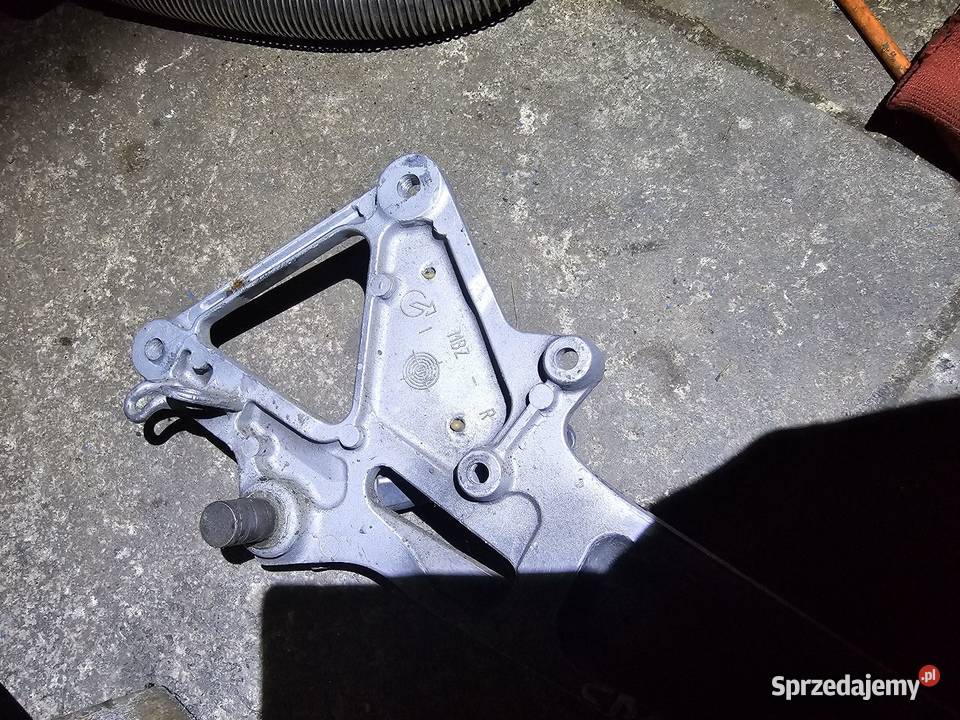 Honda CB 600 f Hornet s set prawy podnóżek Jelenia Góra