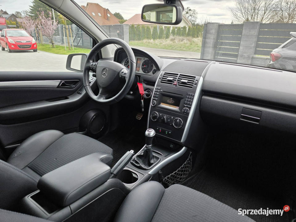Mercedes A 180 PÓŁSKÓRY navi bezwypadkowy ABS wielkopolskie Czarnków