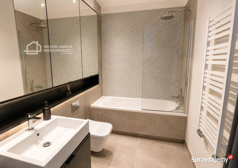 Sprzedam mieszkanie Gdynia Bernadowska 4908m2 apartamentowiec Nieruchomości