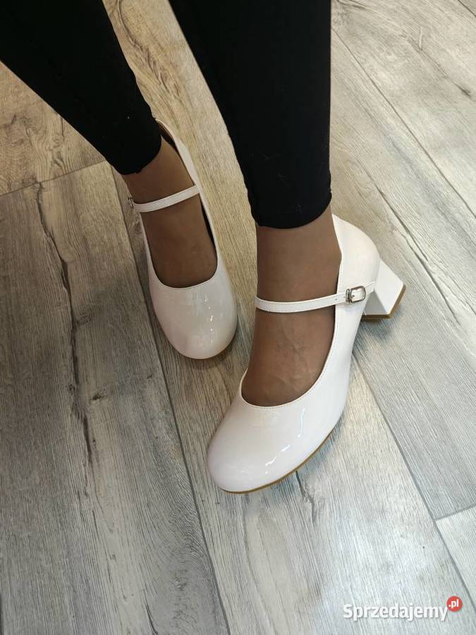 4243 Kremowe czółenka wieczorowe na szeroką małopolskie Kraków