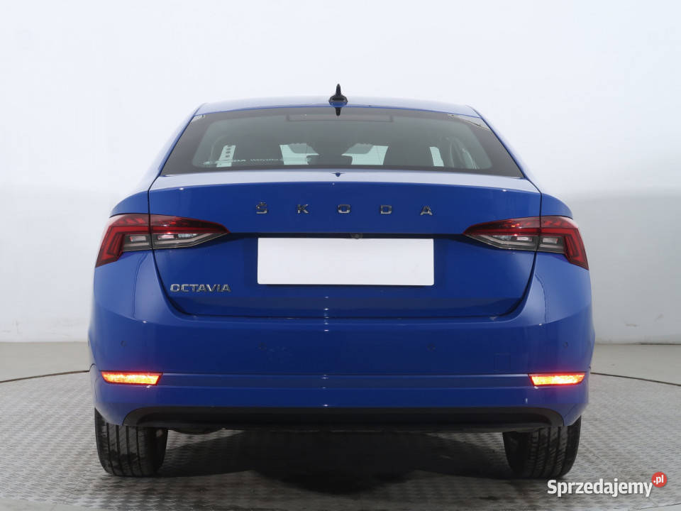 Skoda Octavia 15 TSI kamera cofania