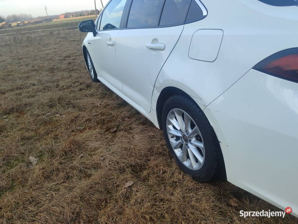 Toyota Corolla 18 hybryda Ełk