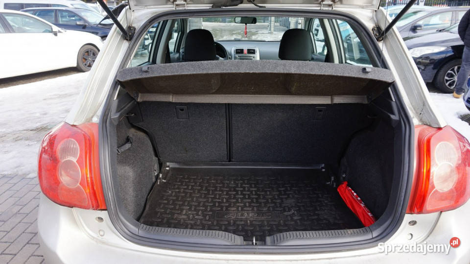 Toyota Auris zarejestrowany ubezpieczony ASR (kontrola trakcji) Auris sprzedam