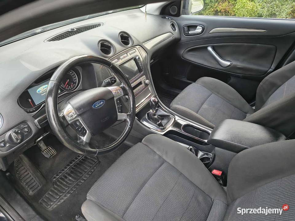 Ford Mondeo titanium Converse Bistuszowa