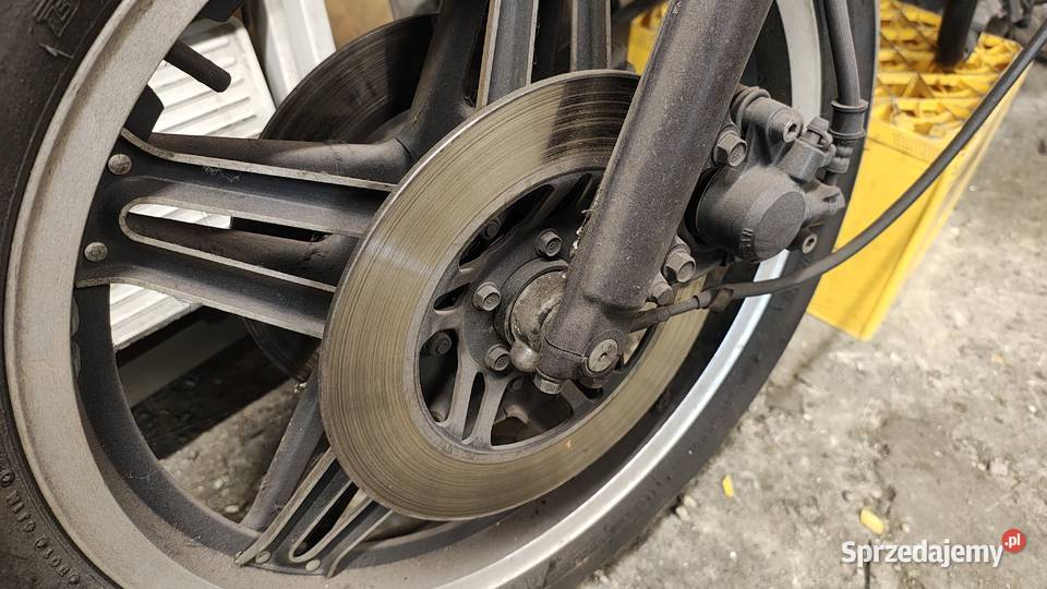 Koło przednie Honda CB7590K 1982 tarcze i oś Pozostałe Zabrze