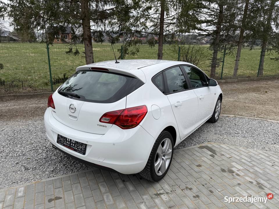 Opel Astra J 14T 140 2012 r 158kkm Stan Klima kamera cofania podkarpackie Brzozów sprzedam