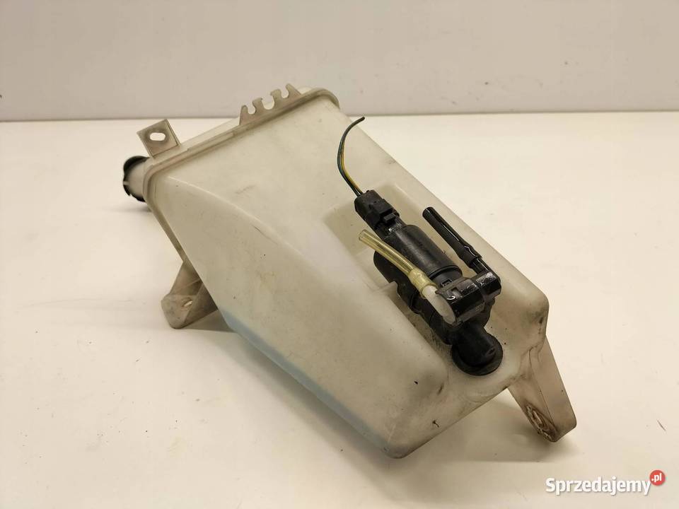 ZBIORNICZEK SPRYSKIWACZY K13 Nissan Micra IV