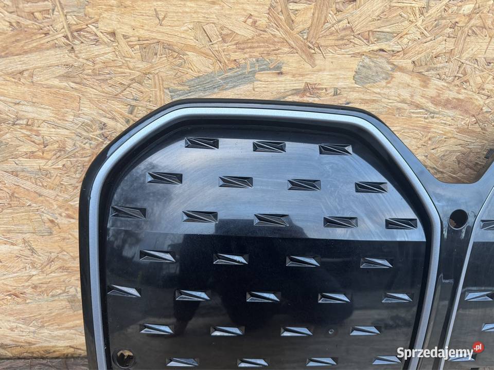 Grill atrapa chłodnicy BMW g26 i4 51113 18801310 Motoryzacja Międzychód