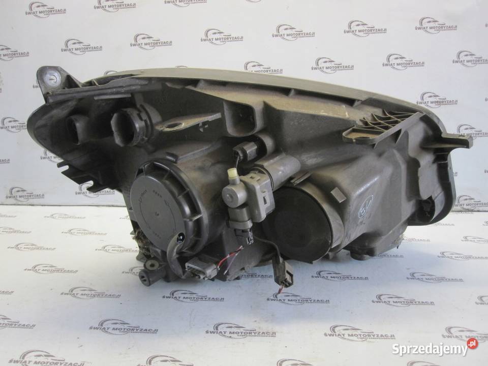 QASHQAI I J10 10r lampa lewa przód 26060BR01A sprzedam