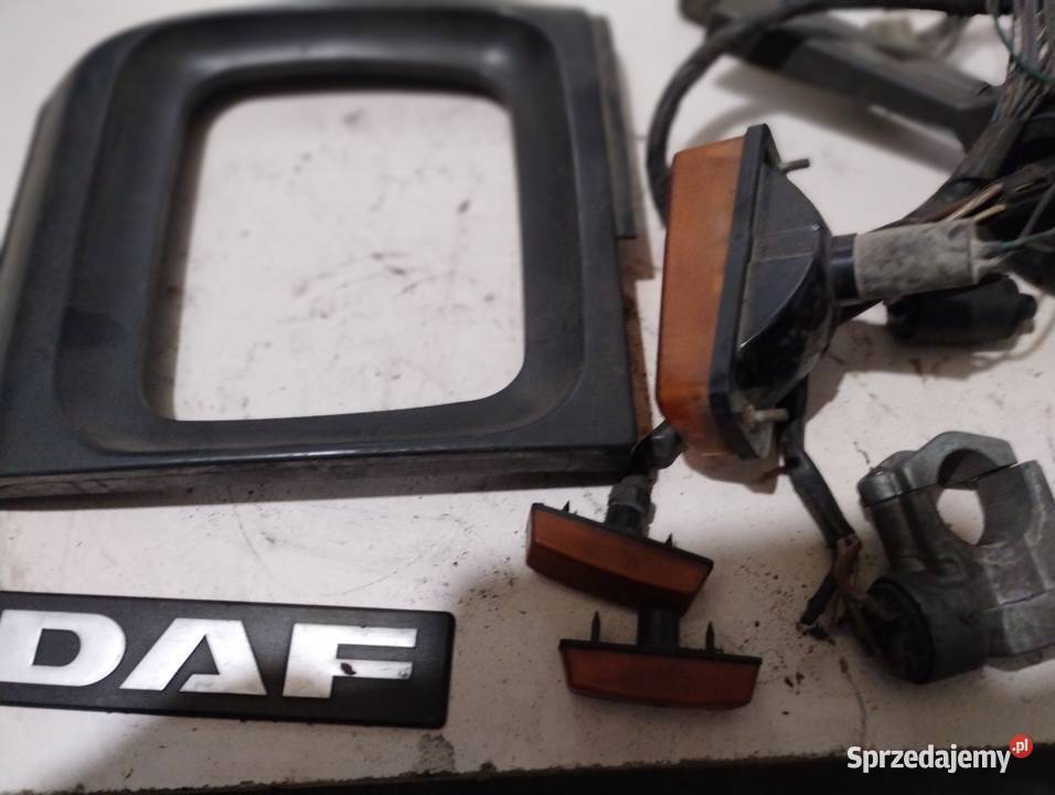 DAF 400 lampy stacyjka przełącznik zesp inne dostawcze Poznań