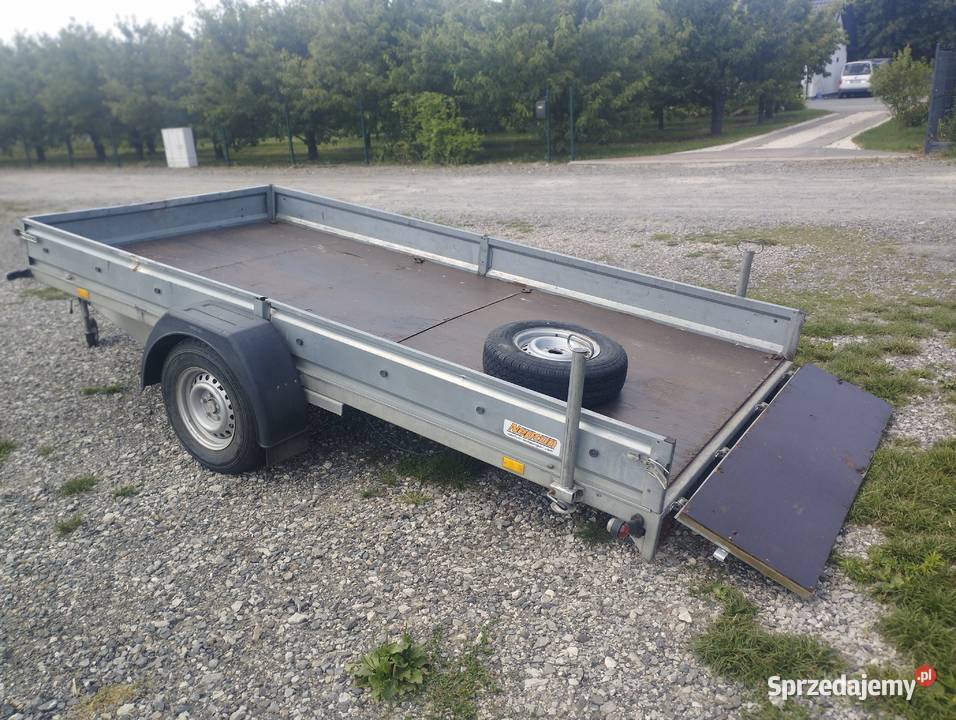 Przyczepa uchylna najazdowa hamowana Neptun Warka