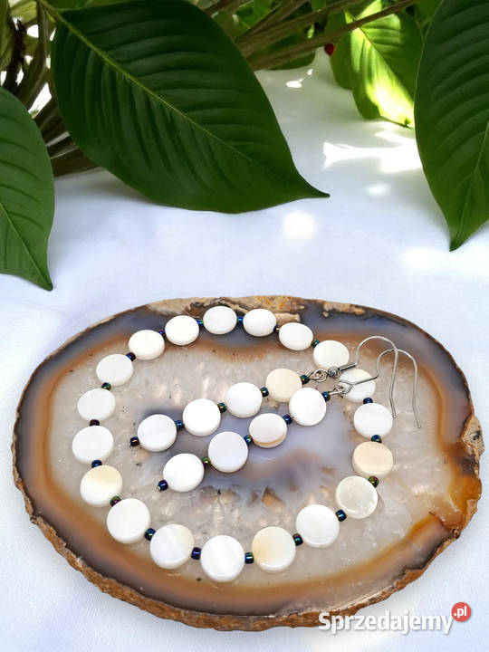 Komplet bransoletka i kolczyki z masy perłowej