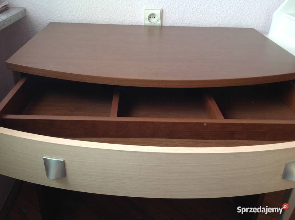 Eleganckie biurko z płyty MDF Gdańsk