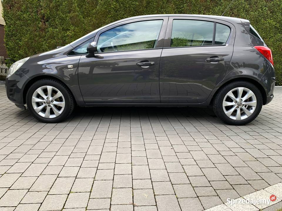 Opel Corsa D 14 benzyna ACTIV Goczałkowice-Zdrój sprzedam