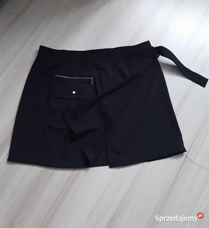 Spódniczka kopertowa z kieszonką