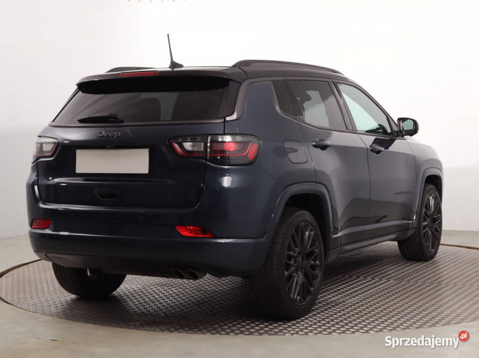 Jeep Compass 13 TGDI asystent pasa ruchu Katowice