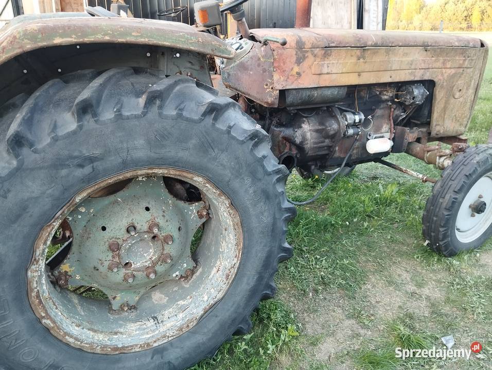 Sprzedam ciągnik Ursus c4011360 Paradyż